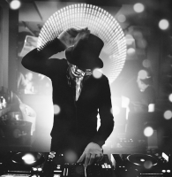 Claptone